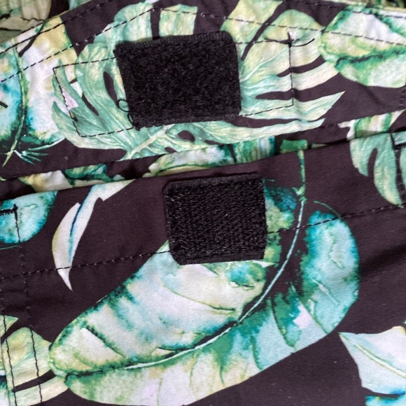 Trunks Surf and Swim Men’s Aloha Hawaiian Swim Trunks Matching Shirt. Size Small - Picture 9 of 16